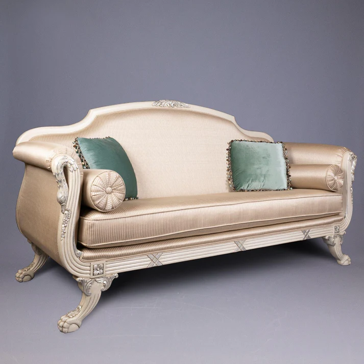 LUXURY LIVING STARTS HERE