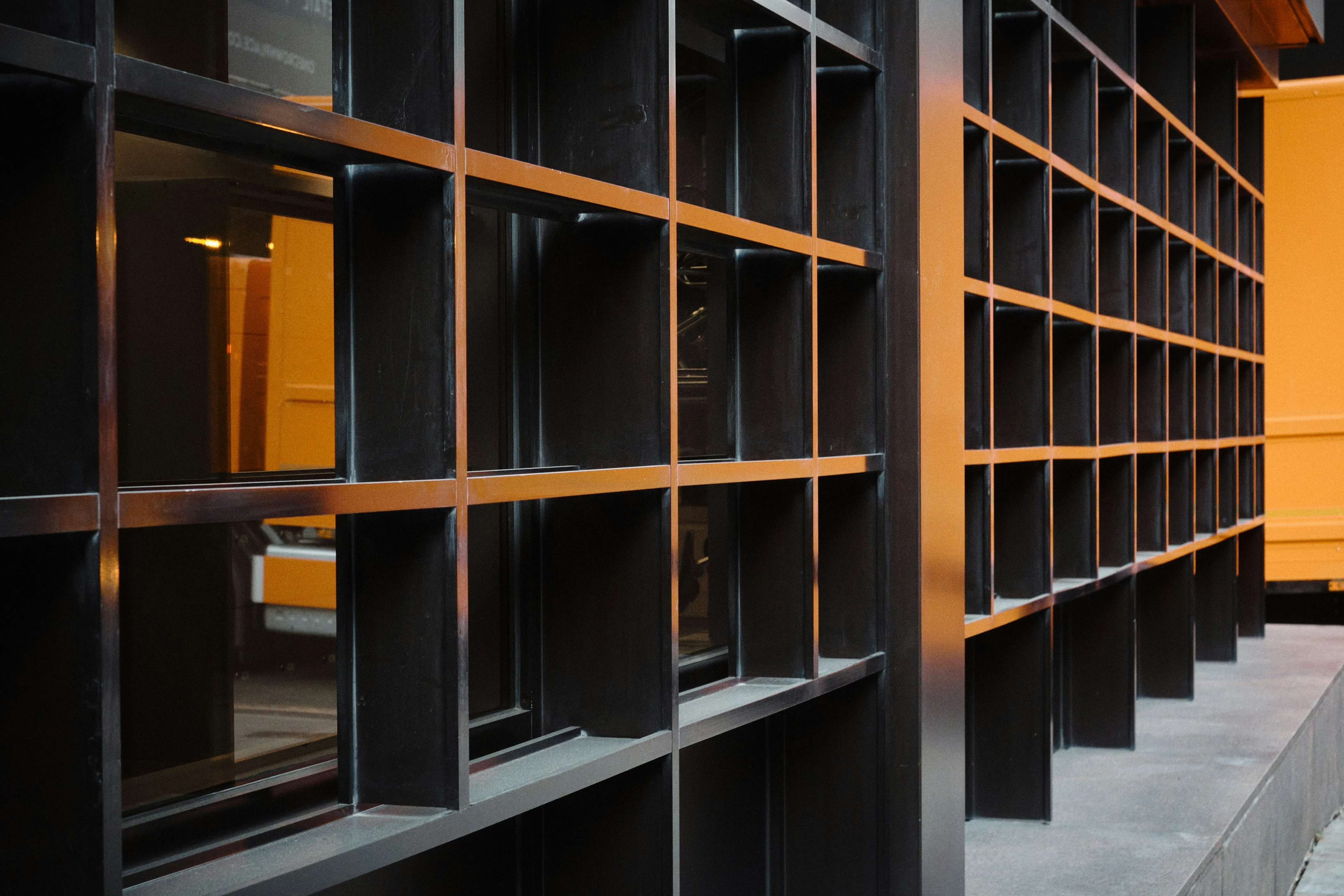 ELEGANT OFFICE FURNITURE